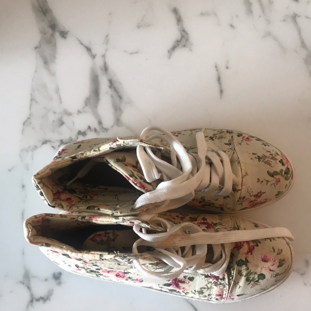 High top flower sneakers - Picture 3 of 5